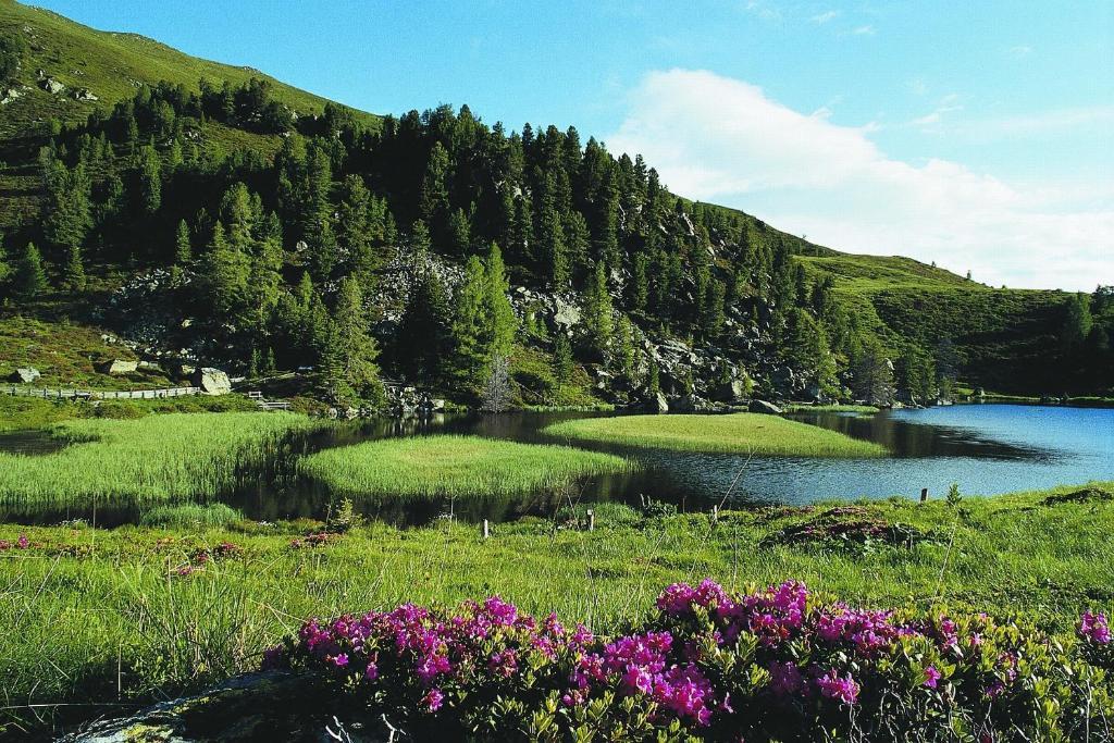 Hotel Die Post Бад Клайнкирххайм Екстериор снимка